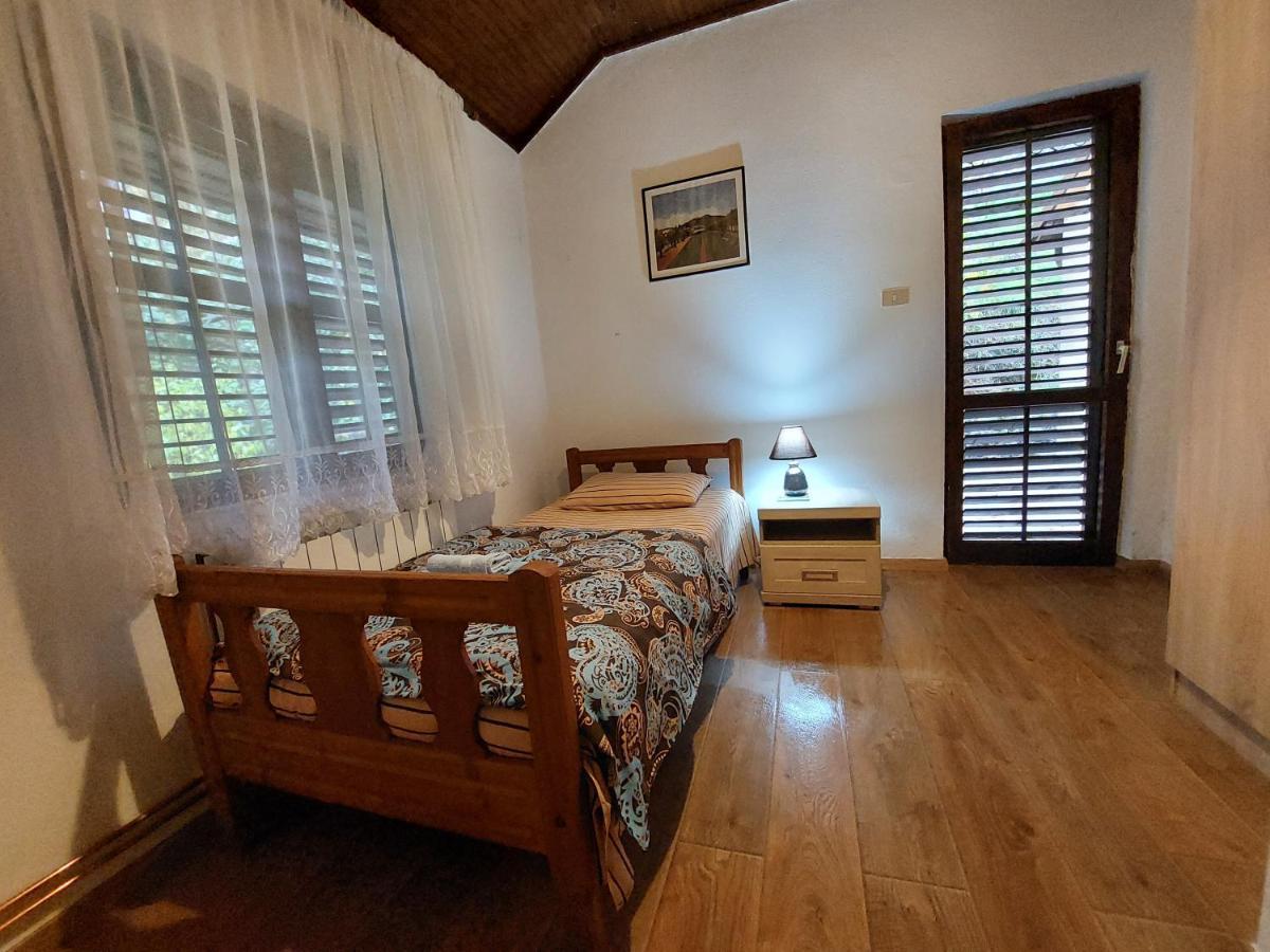 Holiday Home Milanovic Cetinje Dış mekan fotoğraf