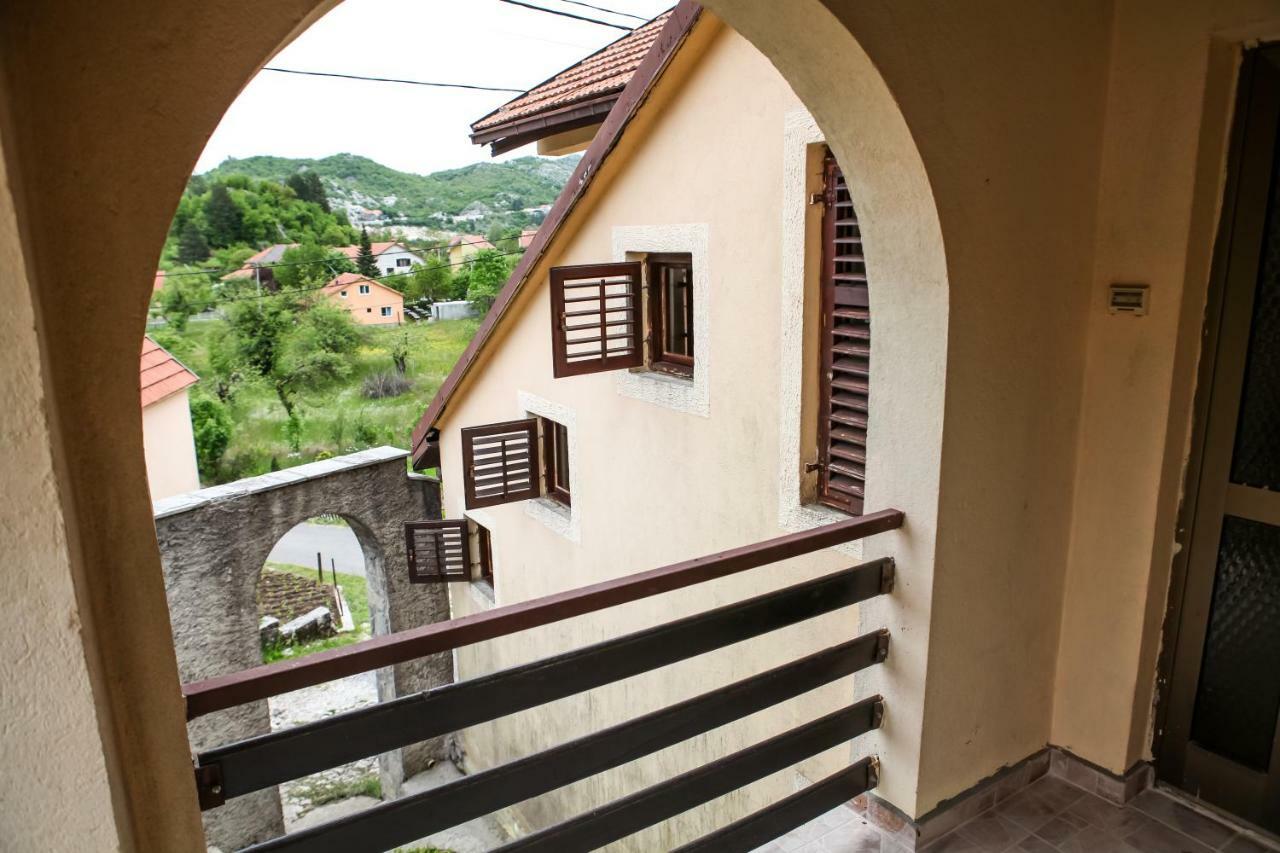 Holiday Home Milanovic Cetinje Dış mekan fotoğraf